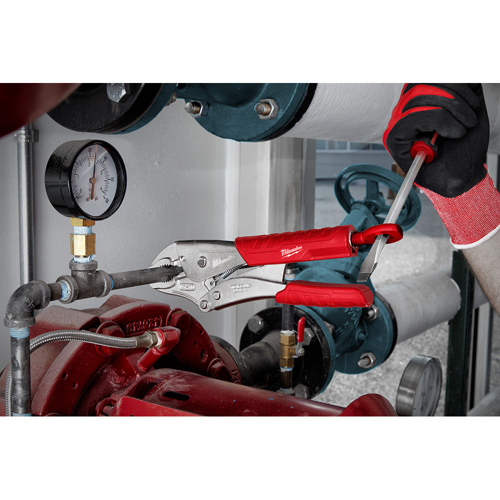 Milwaukee 48-22-3410 10 inch TORQUE LOCK Curved Jaw Locking Pliers with Grip showing in use being clamped down on pipe