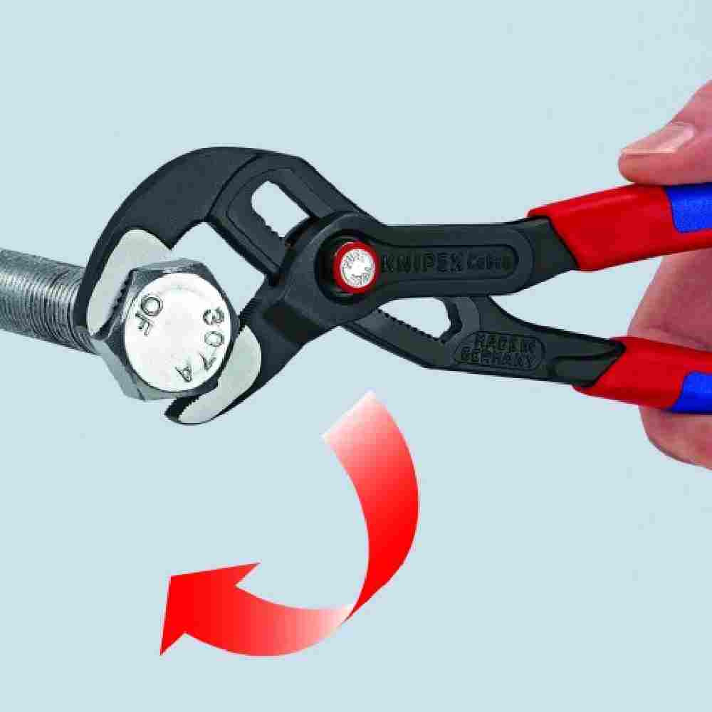 Knipex 8721250SBA 10 inch Cobra QuickSet Water Pump Plier showing the pliers tightening a bolt