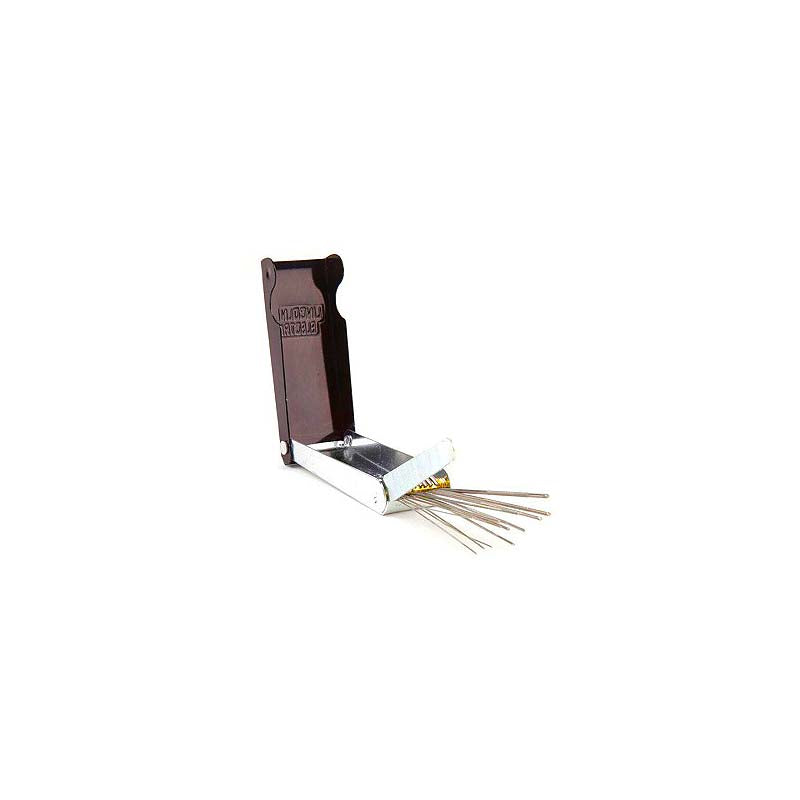 Lincoln Electric Oxygen-Acetylene Welding Torch Tip Cleaner Kit with 12 Stainless Steel Reamers