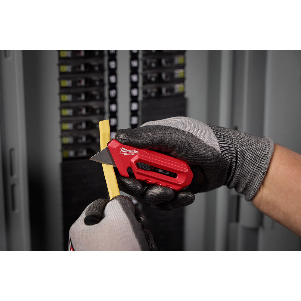 Milwaukee Multi-Function Compact Utility Knife