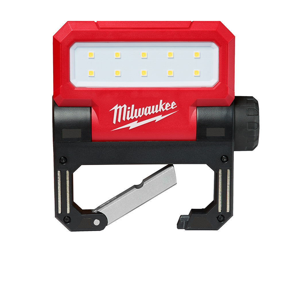 Milwaukee 2114-21 USB ROVER Rechargeable Pivoting 550 Lumen Flood Light