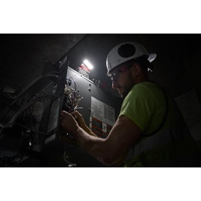 Milwaukee 2359-20 M18 ROVER LED Compact Folding Flood Light with USB Charging (Tool Only)