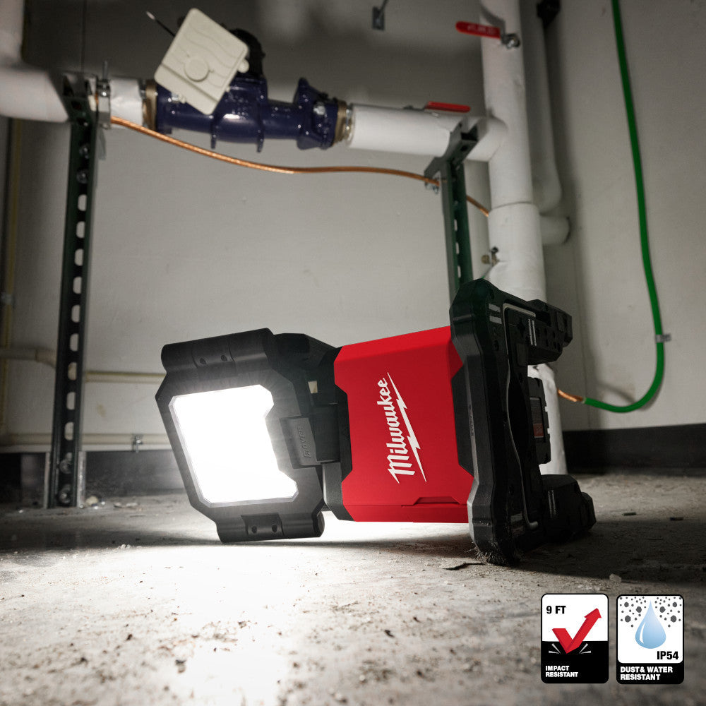 Milwaukee 2368-20 M18 ROVER 4500 Lumen Dual Power Triple-Panel Flood & Area Light (Tool Only)