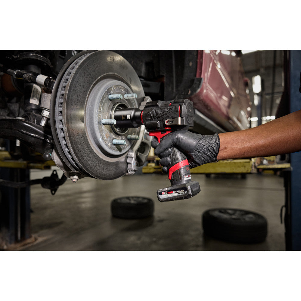 Milwaukee 2562-21 M12 FUEL Cordless Brushless 3/8 Inch Stubby Impact Wrench Kit