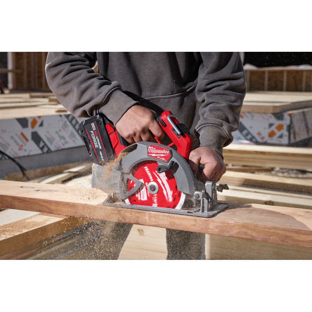 Milwaukee 2834-20 M18 FUEL Cordless Brushless 7-1/4 Inch Circular Saw (Tool Only)