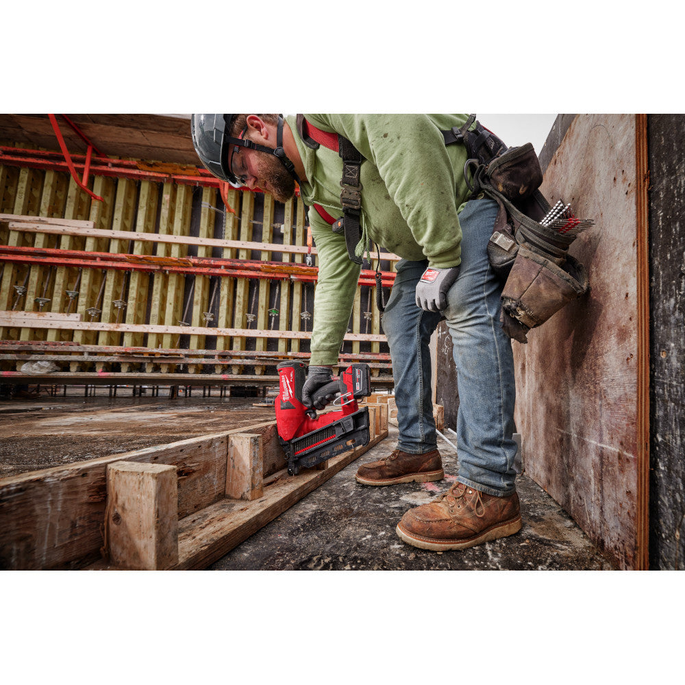 Milwaukee 2844-20 M18 FUEL Cordless Brushless Duplex Nailer (Tool Only)