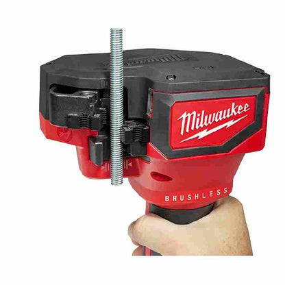 Milwaukee 2872-20 M18 Cordless Brushless Threaded Rod Cutter (Tool Only) showing zoomed in cutting threaded rod