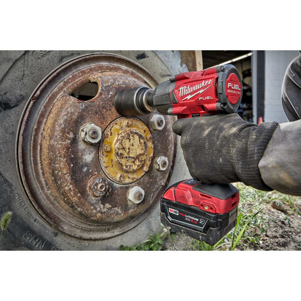 Milwaukee 2962P-20 M18 FUEL Cordless 1/2 Inch Mid-Torque Impact Wrench with Pin Detent (Tool Only)