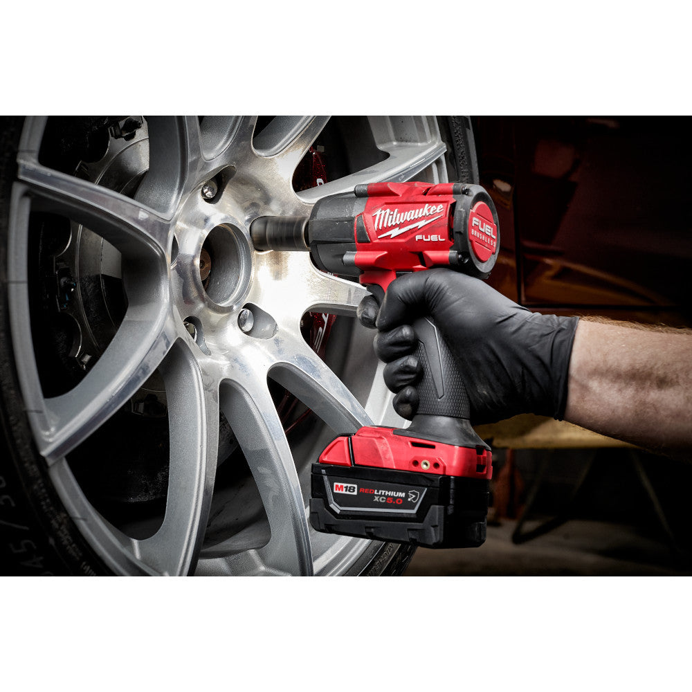 Milwaukee 2962P-20 M18 FUEL Cordless 1/2 Inch Mid-Torque Impact Wrench with Pin Detent (Tool Only)