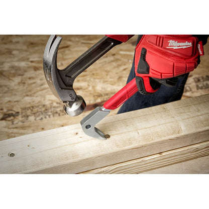 Milwaukee 48-22-9033 10 inch Molding Puller Pry Bar pulling a nail