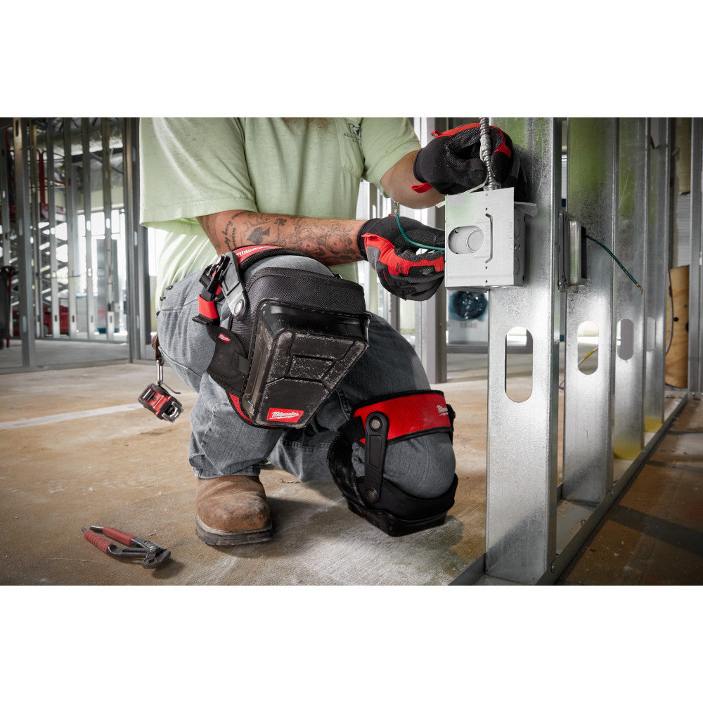 Milwaukee 48-73-6051 Stabilizer Performance Knee Pads with Thigh Straps on the job