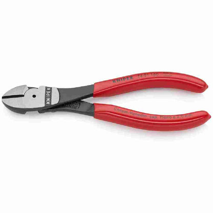 Knipex 7401250SBA 10 inch High Leverage Diagonal Cutter showing in use cutting wire