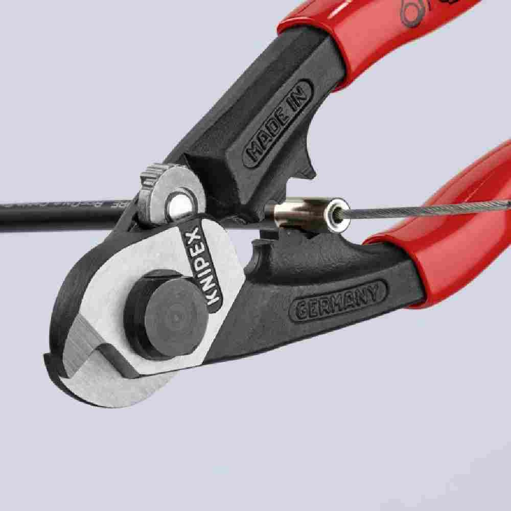 Knipex 9561190SBA 7-1/2 inch Wire Rope Shears showing while crimping