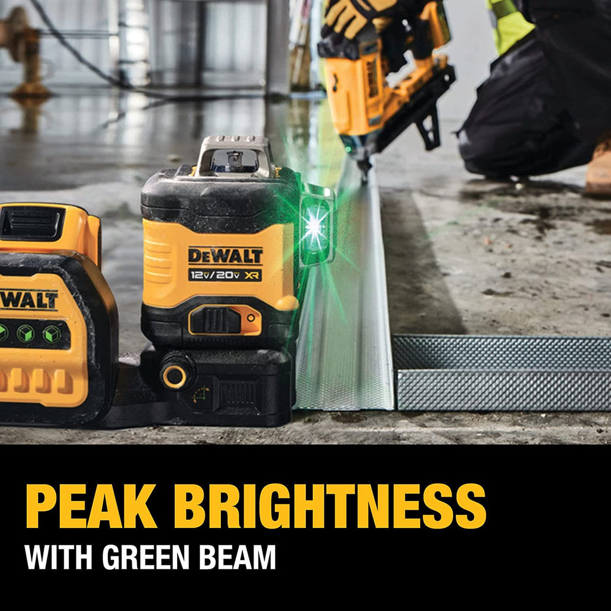 DeWalt DCLE34030GB 20V MAX 3x360 degrees Cordless Green Cross Line Laser Level (Tool Only)