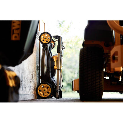 DeWalt DCMWSP650Y2-CA 60V MAX FLEXVOLT 21-1/2 Inch Cordless Brushless RWD Self-Propelled Mower Kit