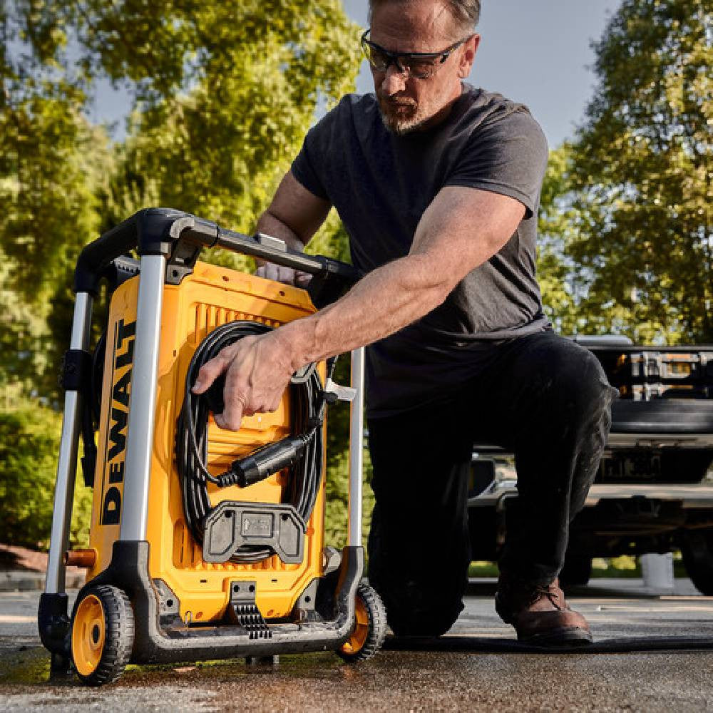 DeWalt DWPW3000 15 Amp Brushless 3000 PSI Pressure Washer