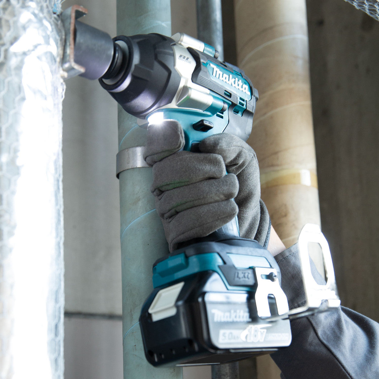 Makita DTW700XVZ 18V Cordless Brushless 1/2 Inch Mid-Torque Impact Wrench - Friction Ring (Tool Only)