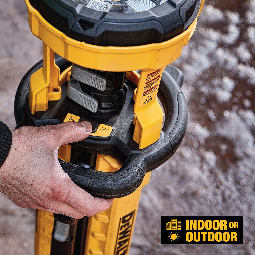 DeWalt DCL079B 20V MAX Cordless 3000lm Tripod Light (Tool Only)