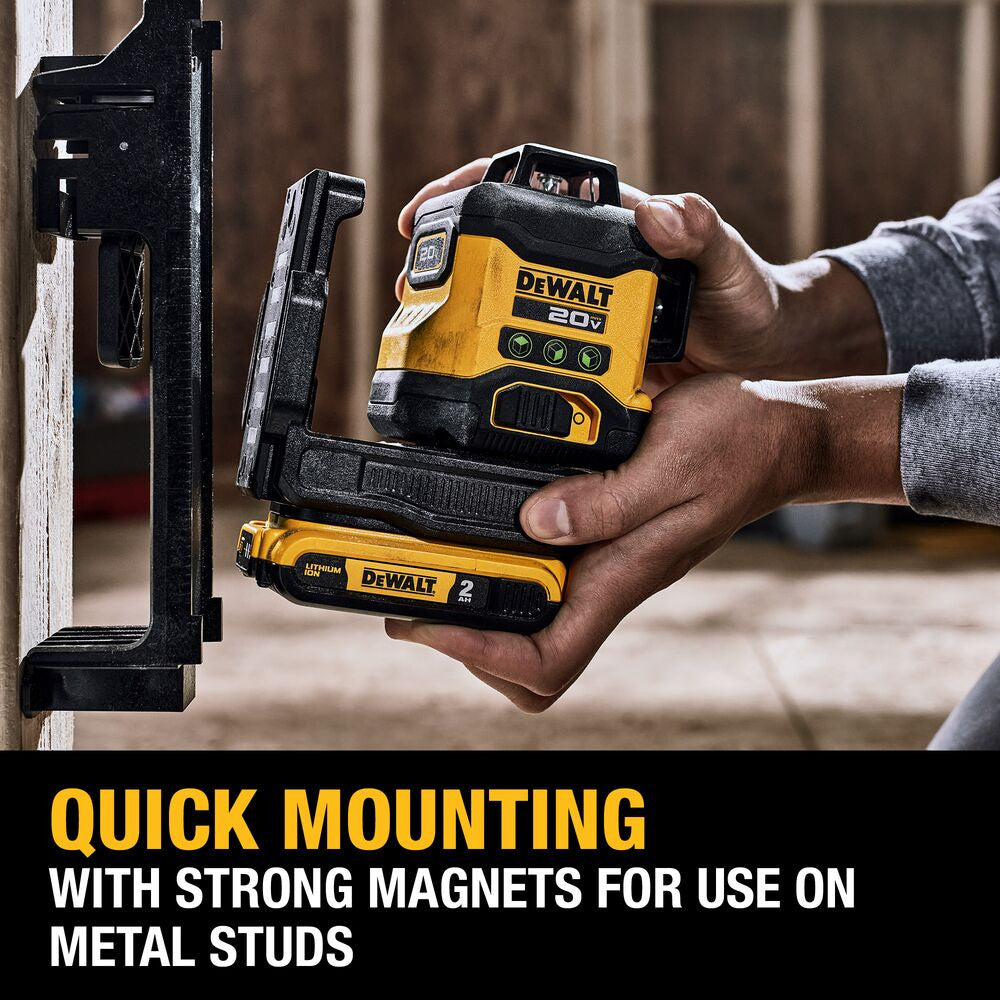 DeWalt DCLE34031D1 20V MAX 3 x 360 degree Green Line Laser Kit