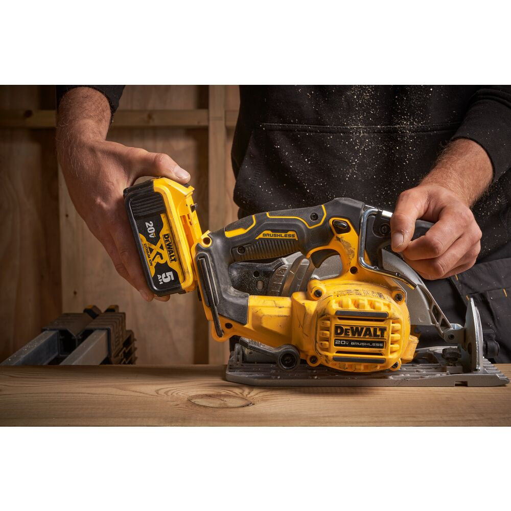 DeWalt DCS565B 20V MAX 6-1/2 Inch Brushless Circular Saw (Tool Only)