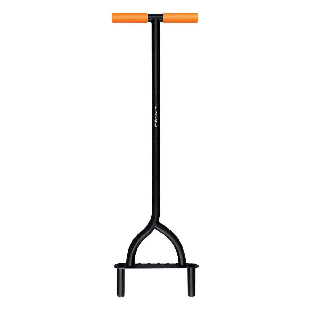 Fiskars 38in Extended Reach Coring Aerator