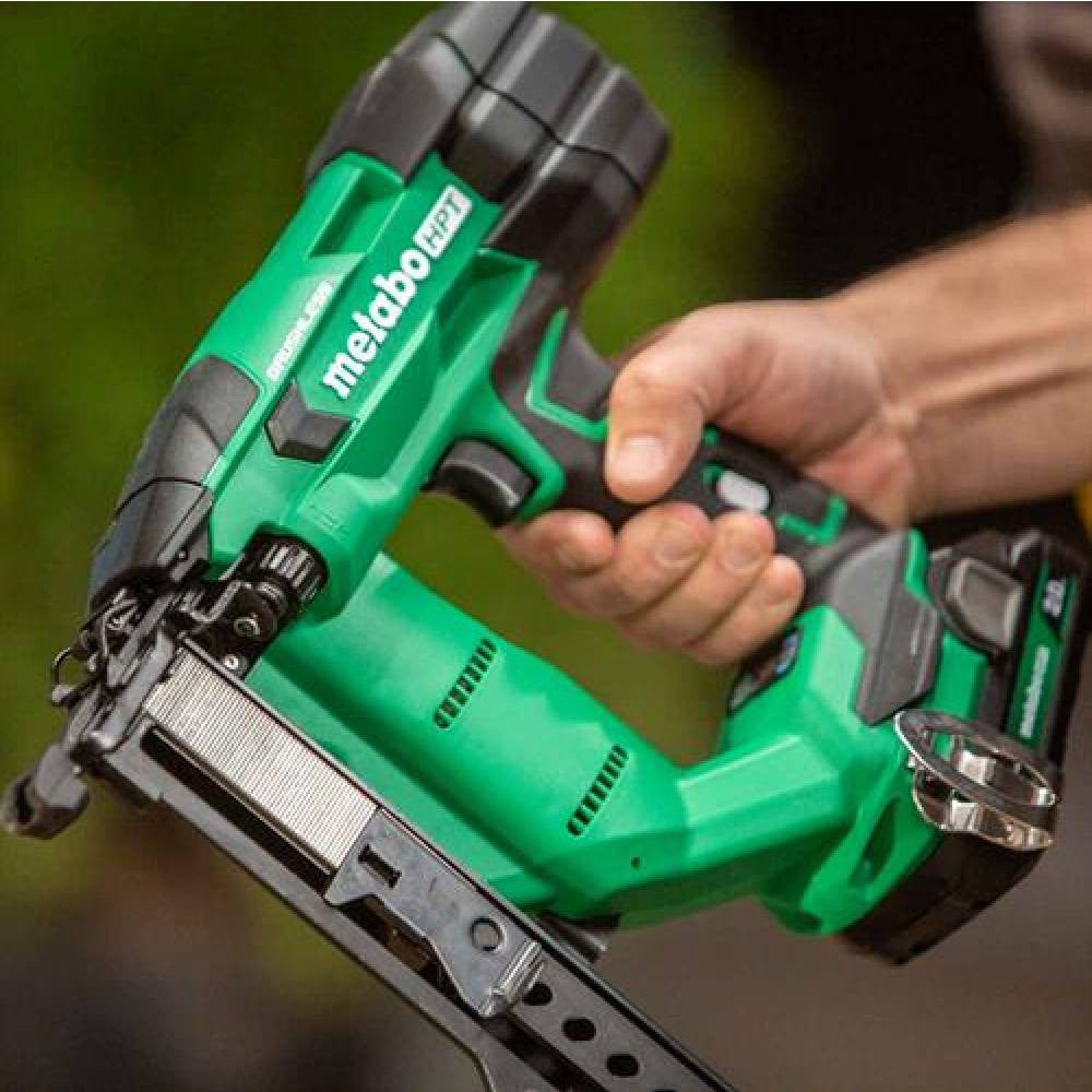 Metabo HPT N1804DA 18V MultiVolt 1/4 inch 18-Gauge Narrow Crown Cordless Brushless Stapler Kit