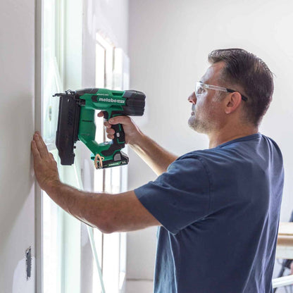 Metabo HPT NT1850DFTM 18V Cordless Brushless Compact 18-Gauge 2 Inch Brad Nailer Kit