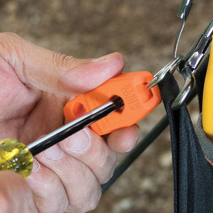 Klein Tools MAG2 Magnetizer / Demagnetizer showing in use magnetizing screwdriver
