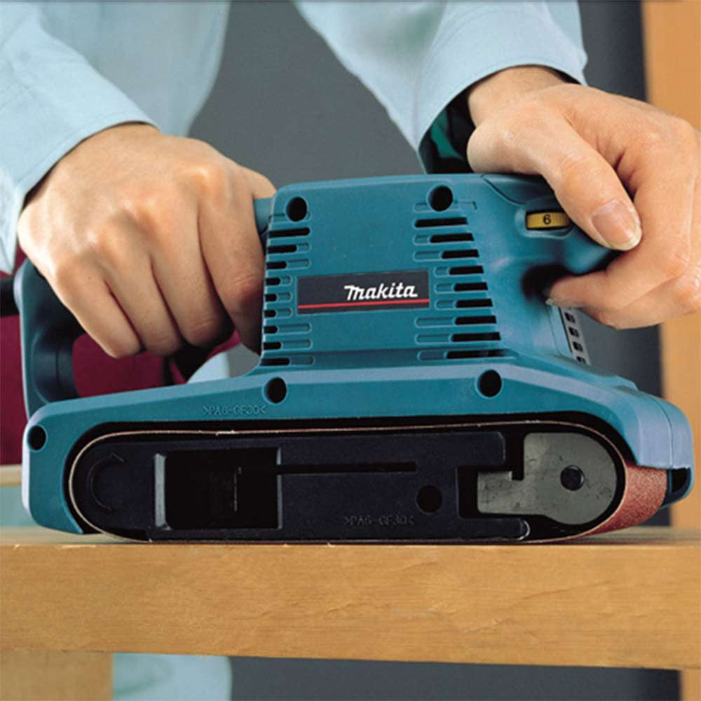 Makita 9911 Variable Speed 3 inch x 18 inch Belt Sander