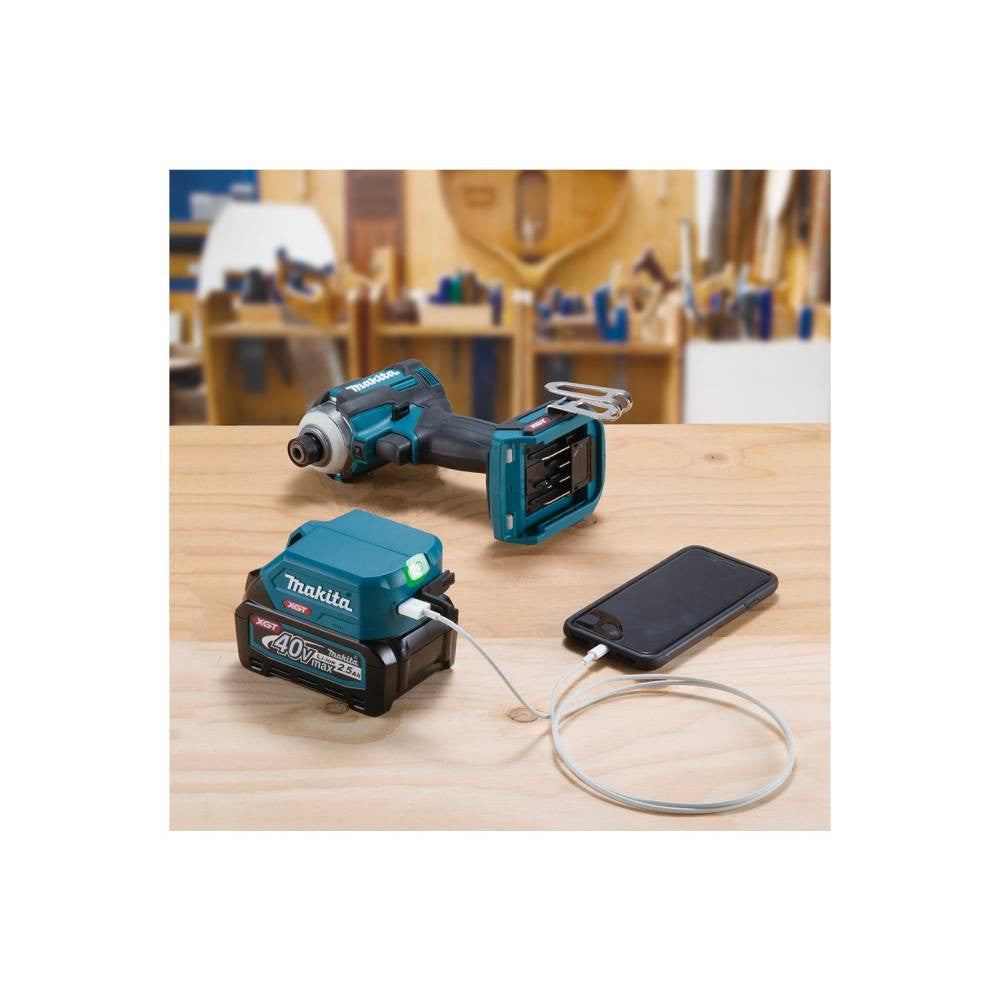 Makita ADP001G 40V MAX XGT USB Power Source Adapter