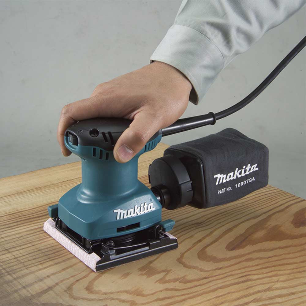Makita BO4557 1/4-Sheet Finishing Sander
