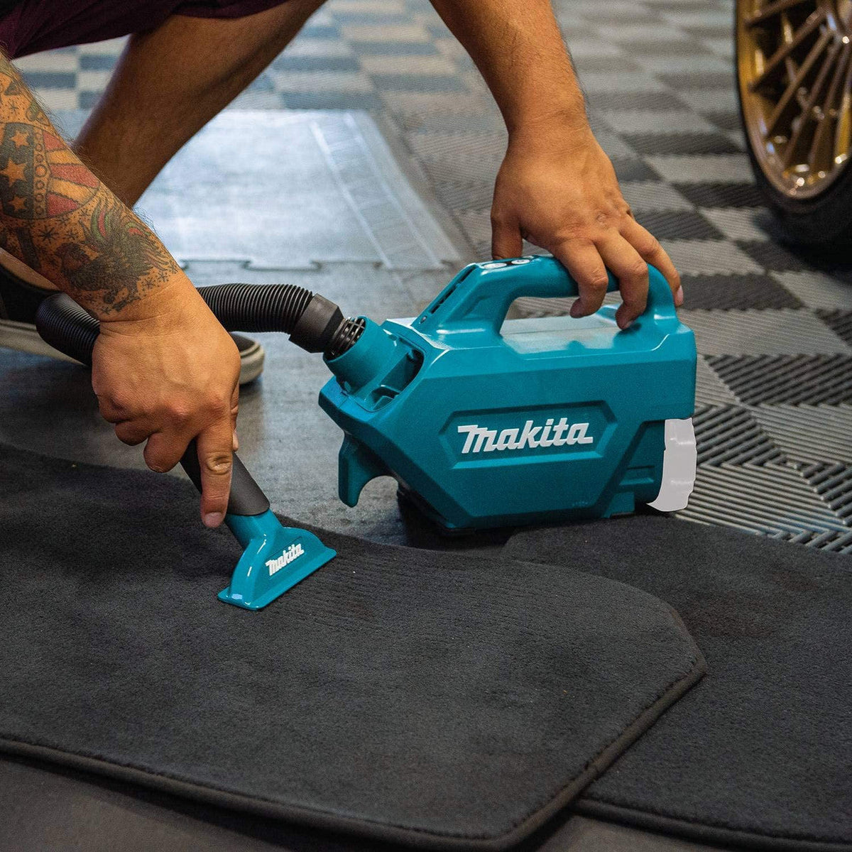 Makita DCL184Z 18V LXT Cordless Vacuum Cleaner (Tool Only)
