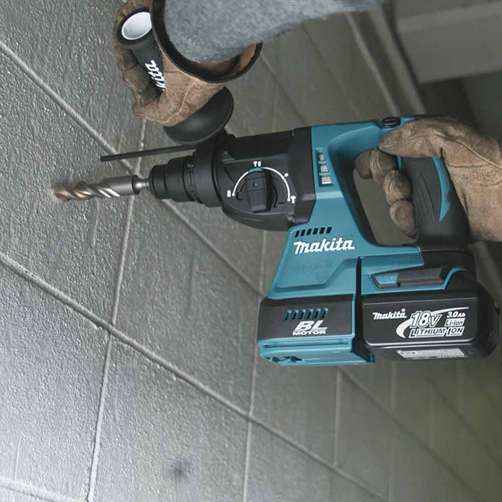 Makita DHR242Z 18V LXT Cordless 15/16 inch Rotary Hammer with Brushless Motor (Tool Only)