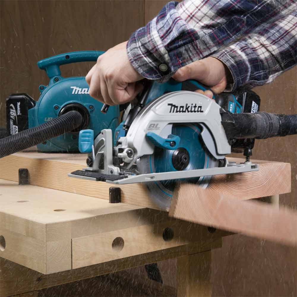 Makita DHS680Z 18V LXT 6-1/2 inch Cordless Circular Saw with Brushless Motor (Tool Only)