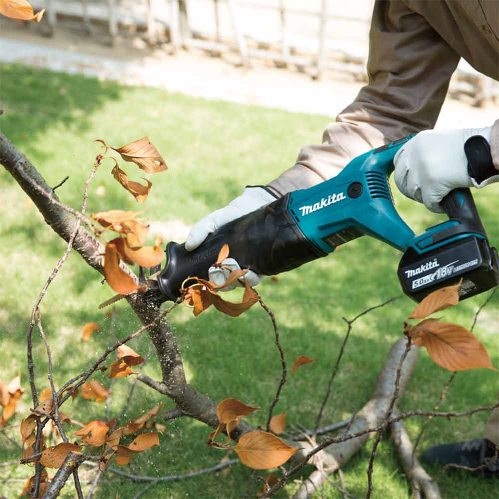 Makita DJR186Z 18V LXT Cordless Reciprocating Saw (Tool Only)
