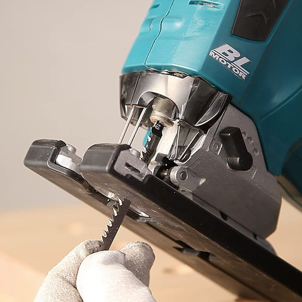 Makita DJV182Z 18V LXT Cordless D-Handle Jig Saw with Brushless Motor (Tool Only)