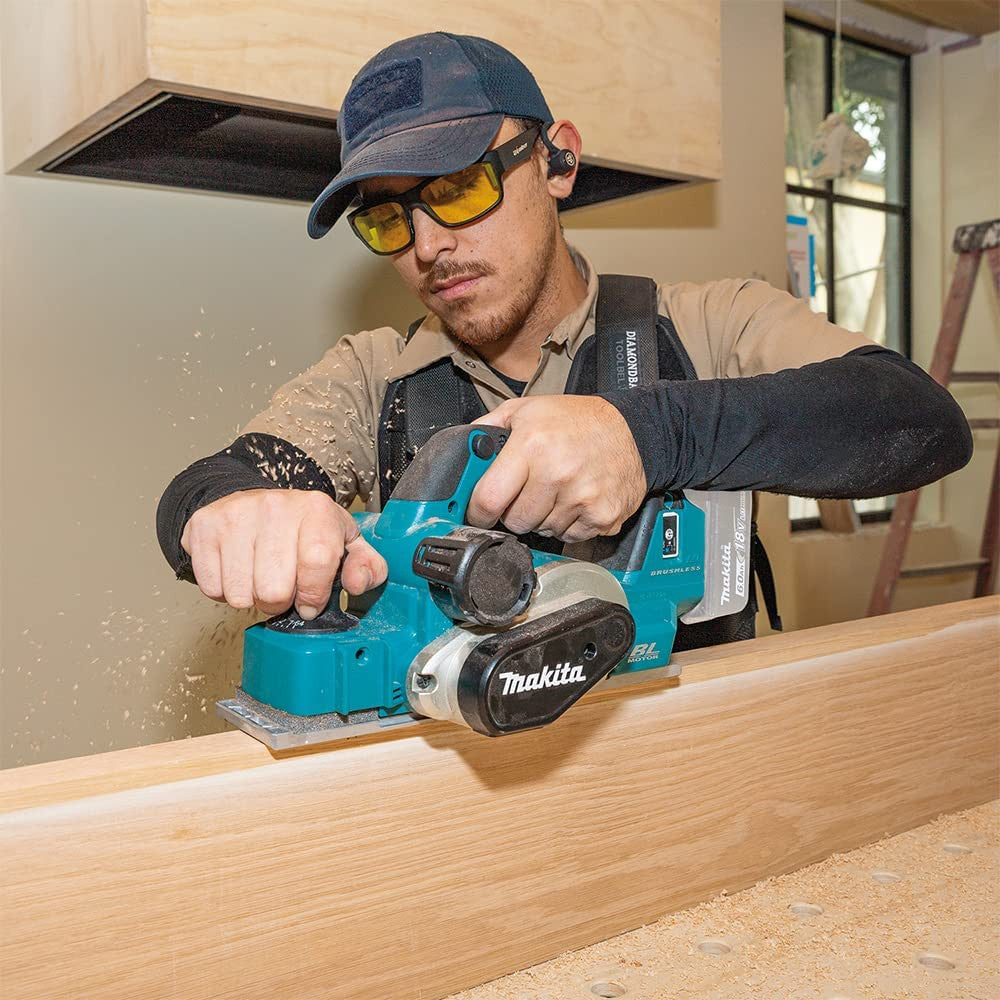 Makita DKP181Z 18V Brushless 3-1/4 inch Planer (Tool Only)
