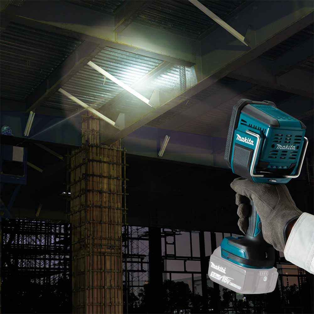 Makita DML812 18V LXT LED Spotlight (Tool Only)