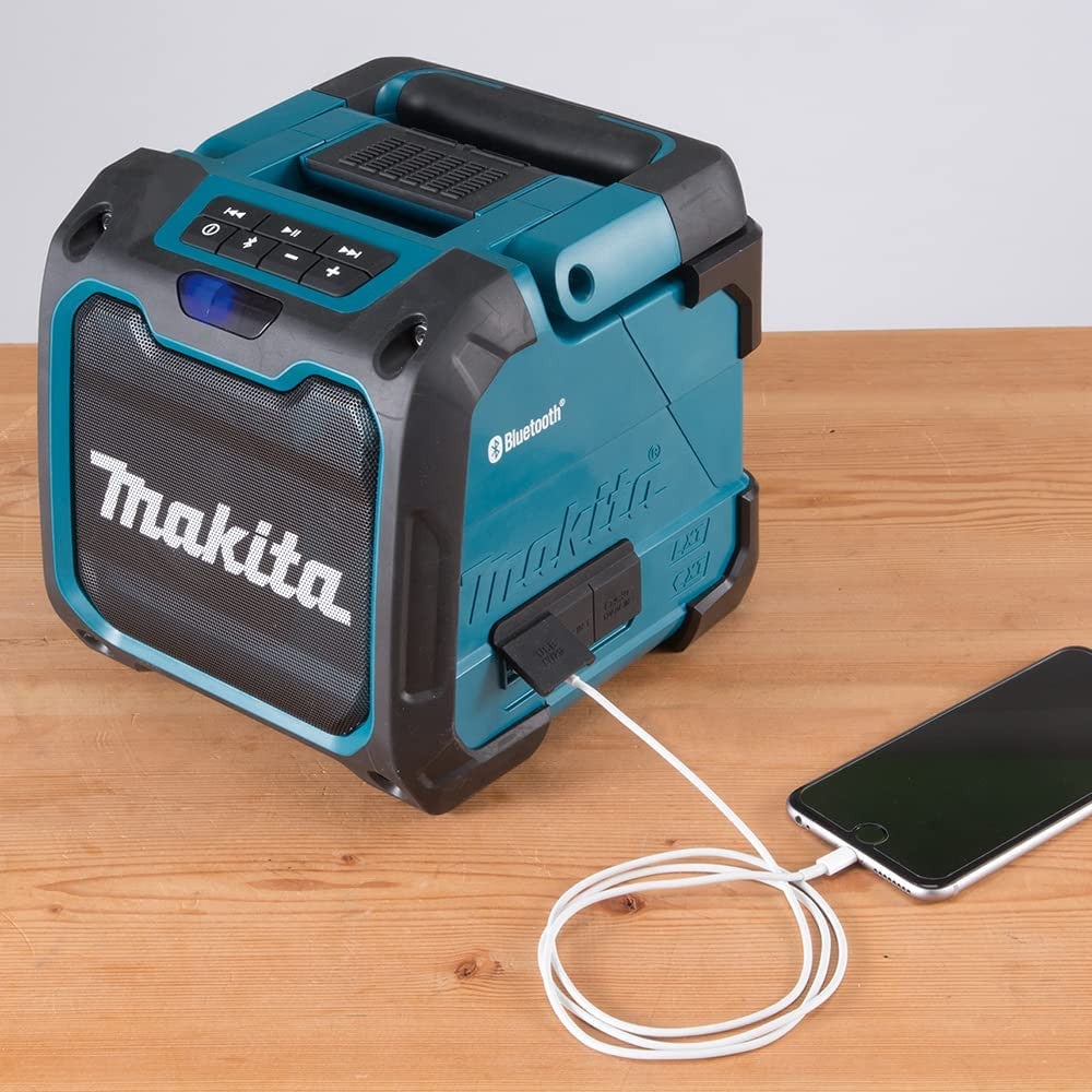 Makita DMR200C 12V MAX/18V LXT Cordless/Corded Jobsite Speaker with Bluetooth (Tool Only)
