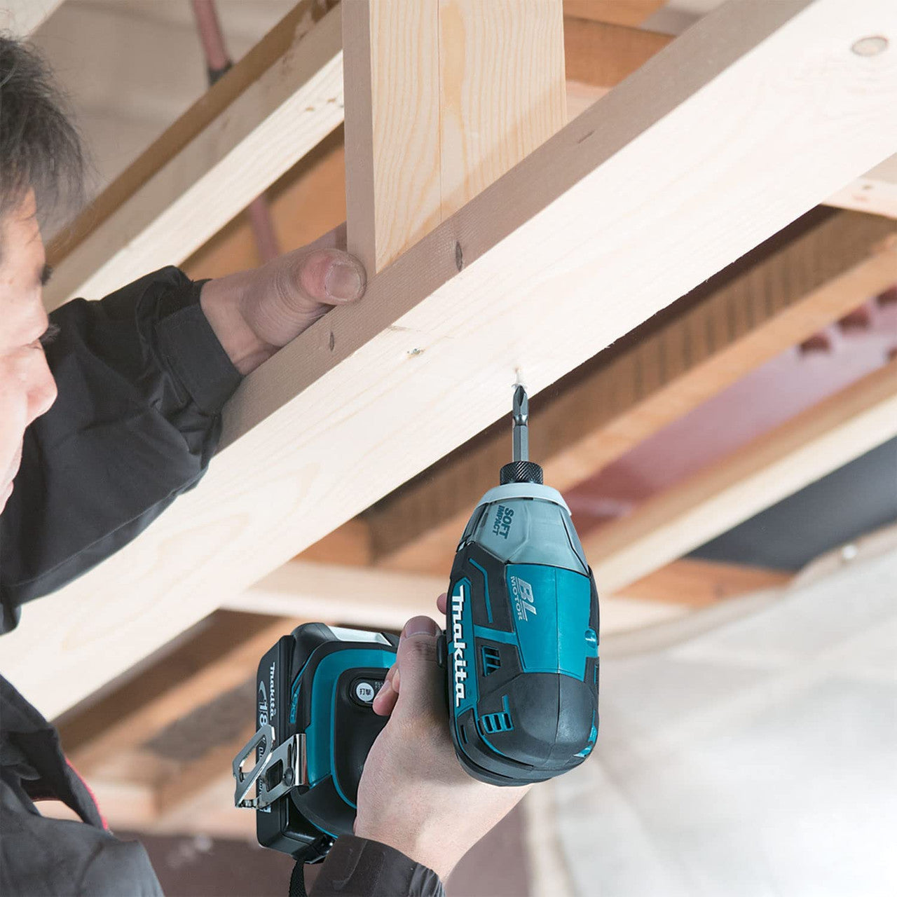 Makita DTS141Z 18V LXT Cordless 1/4 inch Oil-Impulse Impact Driver with Brushless Motor (Tool Only)