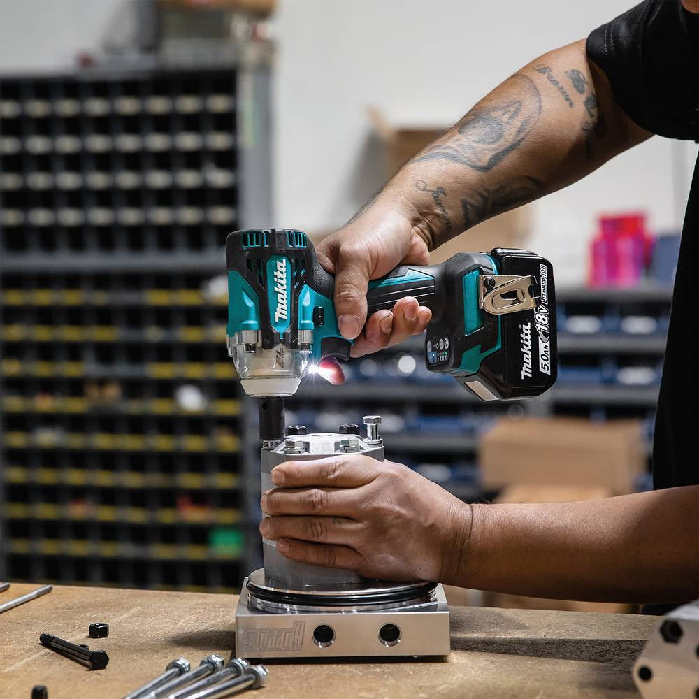 Makita DTW302XVZ 18V Cordless Brushless 3/8 Inch Impact Wrench with Friction Ring (Tool Only)