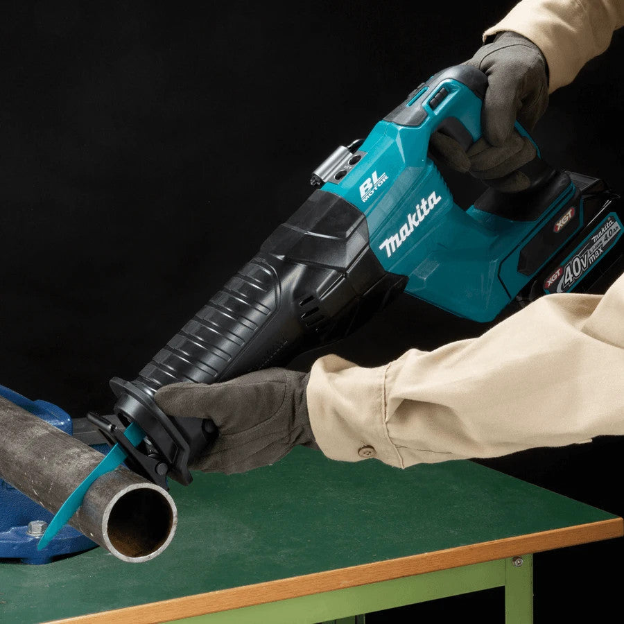 Makita JR001GZ 40V MAX XGT Cordless Brushless Reciprocating Saw cutting metal pipe (battery sold separately)