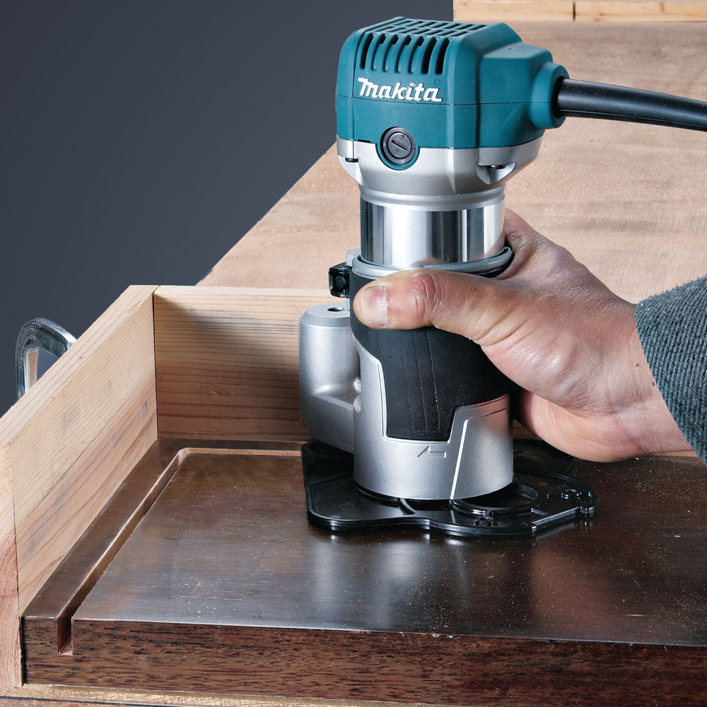 Makita RT0701C 1-1/4 HP Compact Router