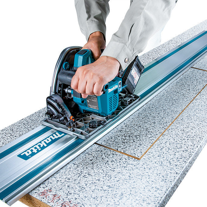 Makita SP001GZ02 40V XGT Brushless 6-1/2 inch Plunge Cut Circular Saw (Tool Only)