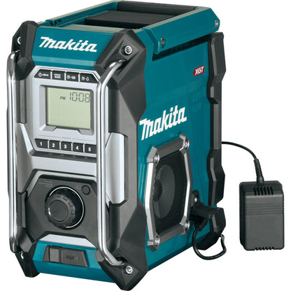 Makita MR001G 40V MAX XGT Cordless / Electric Jobsite Radio (Tool Only) showing the radio with the ac adaptor plugged into the radio