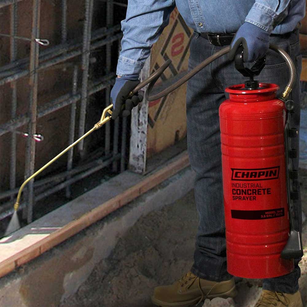 Chapin 3.5 Gallon Professional Industrial Concrete Pump Sprayer