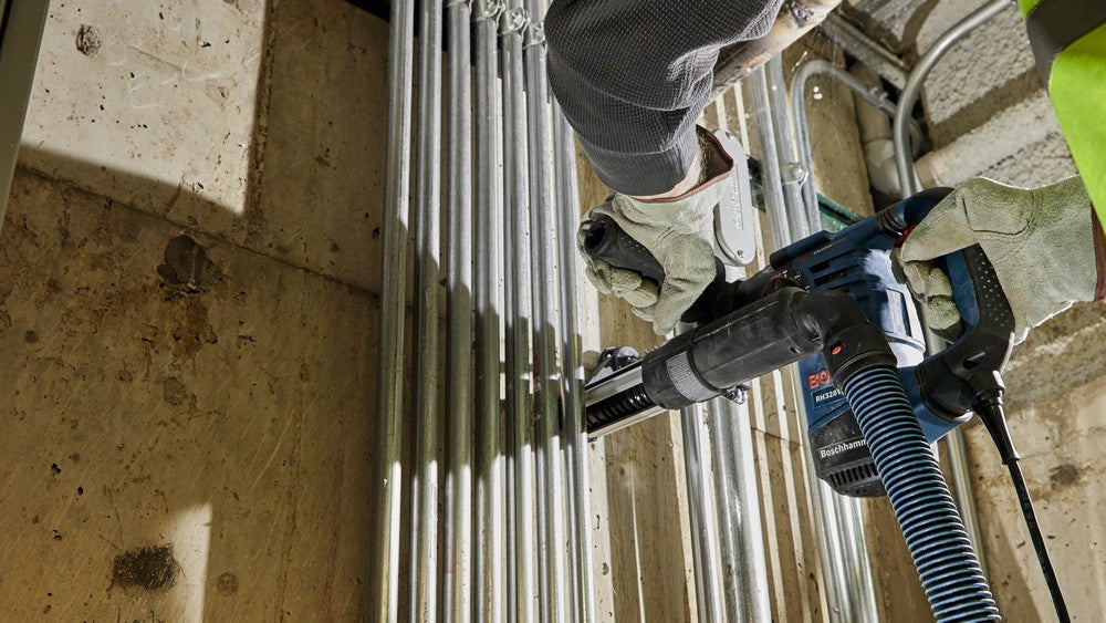 Bosch RH328VC SDS-Plus 1-1/8 inch Rotary Hammer drilling