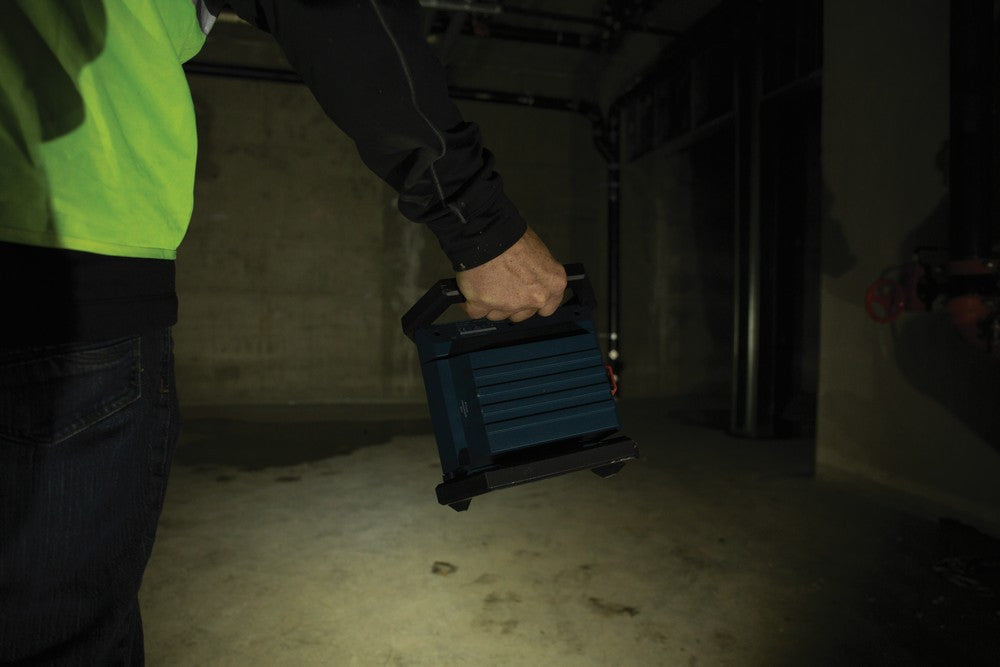 Bosch GLI18V-1200CN 18V 1,200 Lumen LED Floodlight (Tool Only)